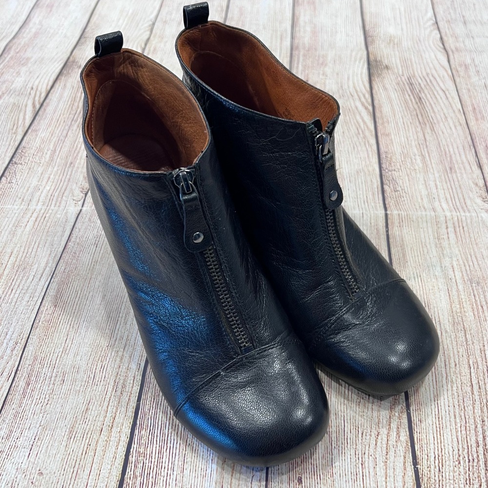 Gentle Souls Ridqual Womens Black Leather Front Zip Wedge Ankle Boots Size 9.5 M